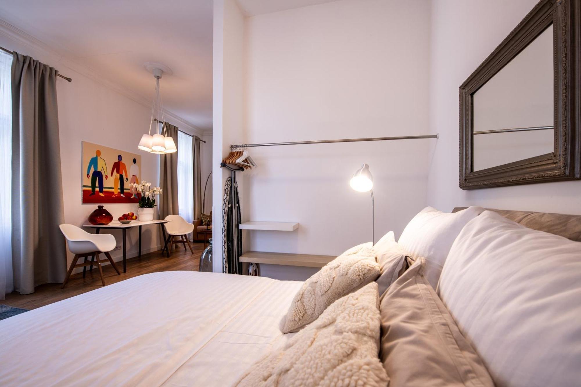 פראג Modern Downtown Apt - Renovated, On Ideal Location מראה חיצוני תמונה