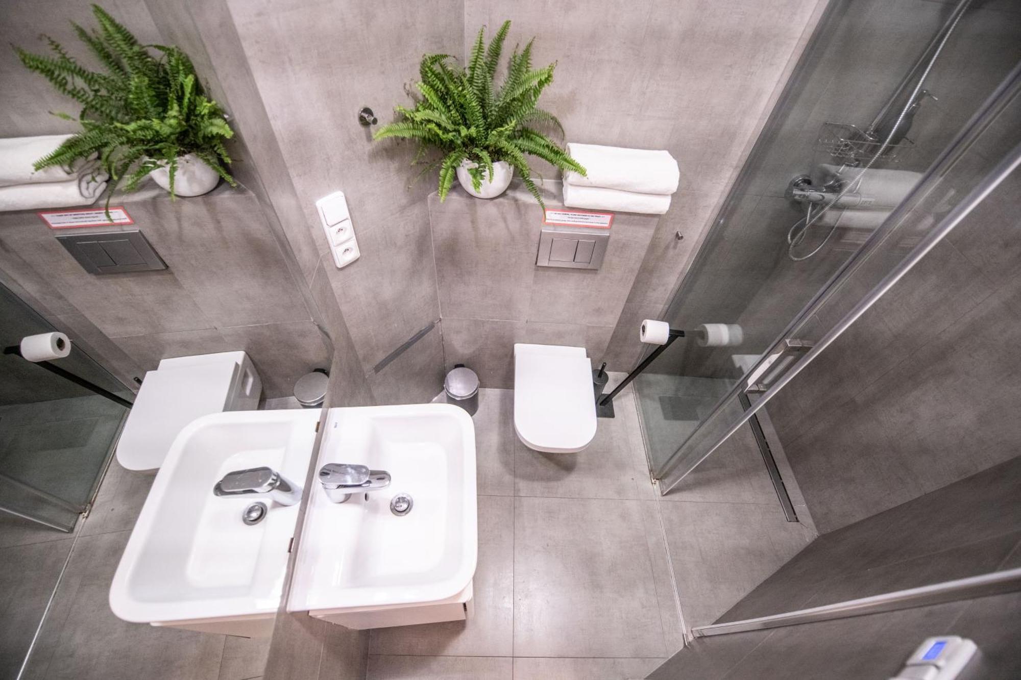 פראג Modern Downtown Apt - Renovated, On Ideal Location מראה חיצוני תמונה
