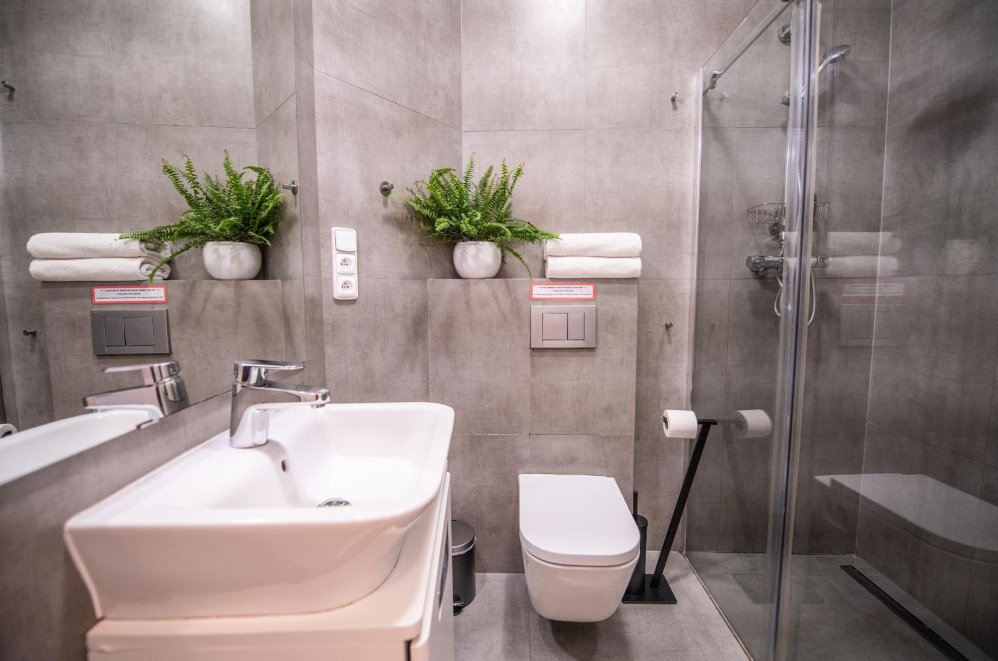 פראג Modern Downtown Apt - Renovated, On Ideal Location מראה חיצוני תמונה